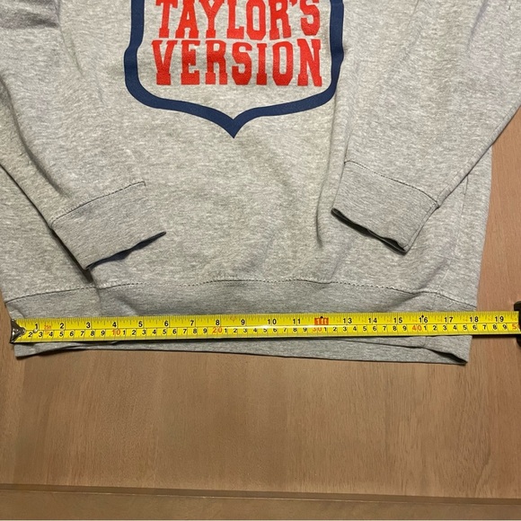 Women’s Lock the Label Taylor Swift Taylor’s Version NFL Sweater - Picture 6 of 7